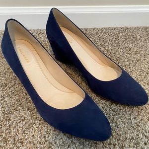 Cole Haan Size 8 Muted Navy Suede Wedges with Padded Footbed
